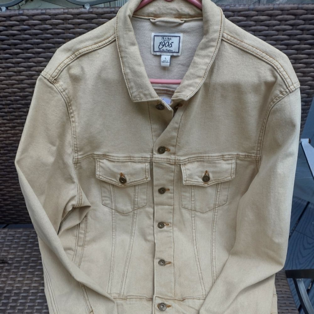 Jos A Bank Tailored Fit Men's Tan Jean Jacket